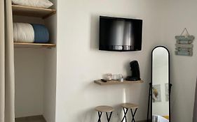 Chambre Avec Salle De Bain Privee Dans Villa Avec Garage